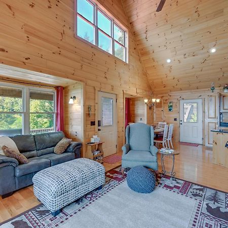 Warm And Cozy Cabin With Deck On Top Of The Blue Ridge Fancy Gap Exterior photo